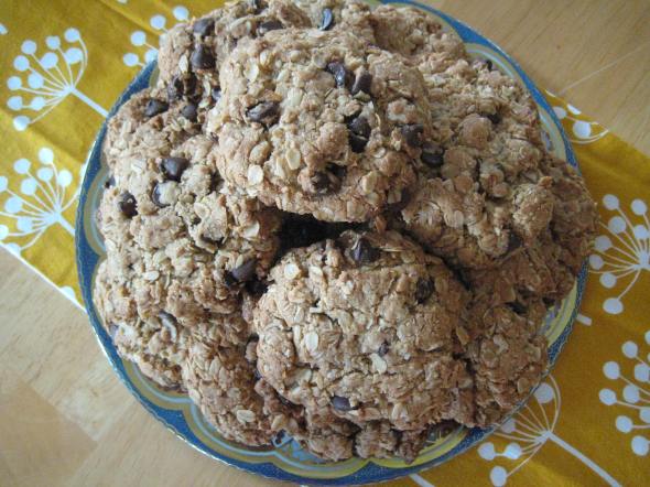 Browned Butter Oatmeal Cookies || Small World Supper Club
